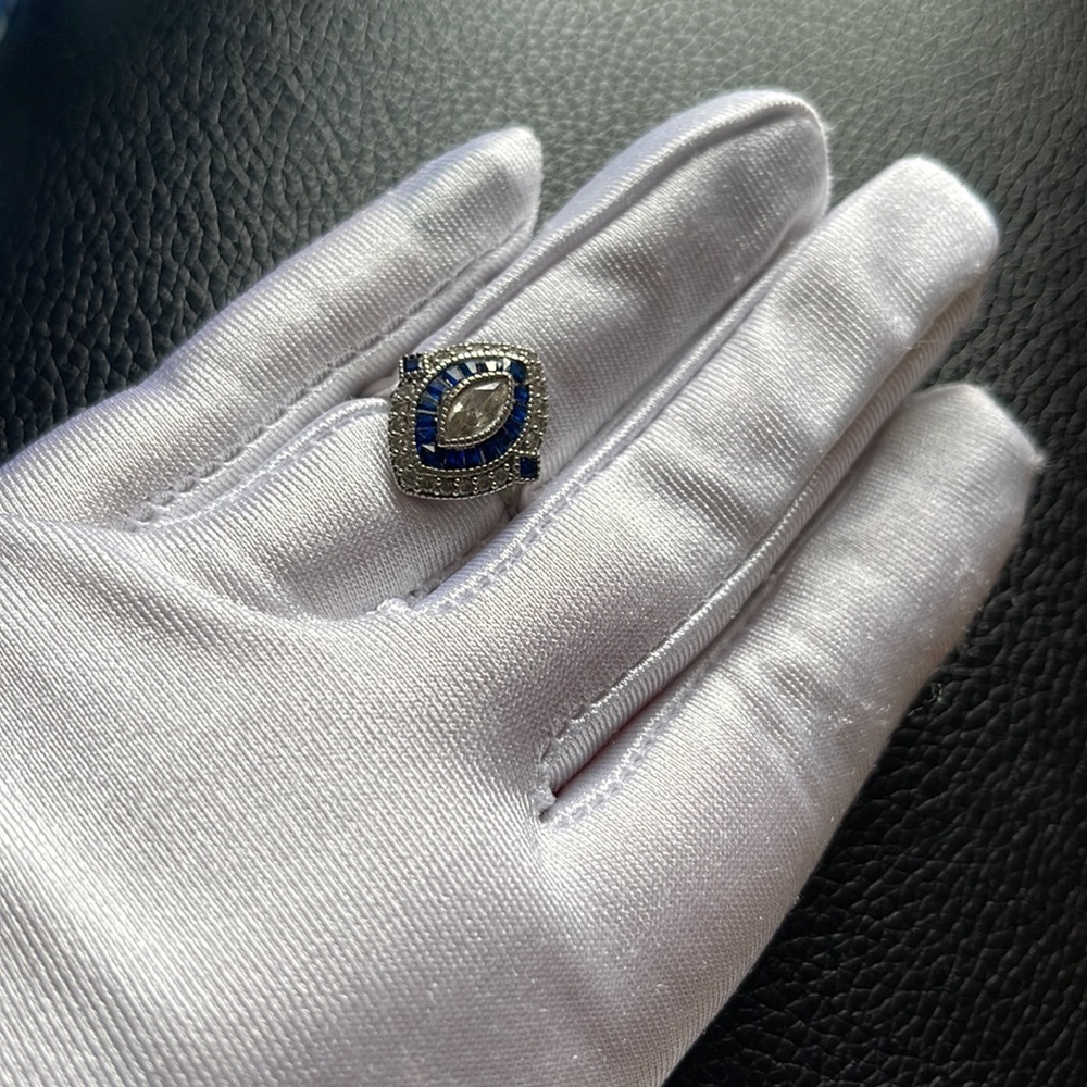 Beautiful ring silver 925 sterling size 8 teardrop blue/white cubic zirconia - Picture 12 of 14
